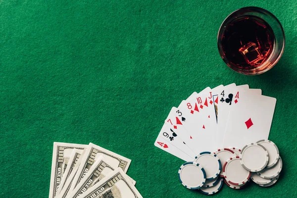 Gem Saviour cascading reel animation during active spin on daftar slot